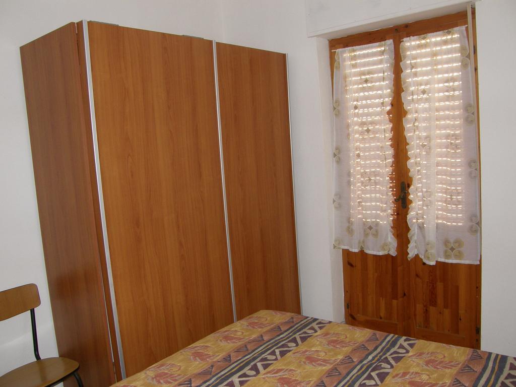 Isola Rossa Appartamenti Standard ภายนอก รูปภาพ